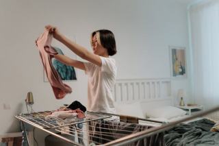 Comment ranger sa chambre efficacement et durablement